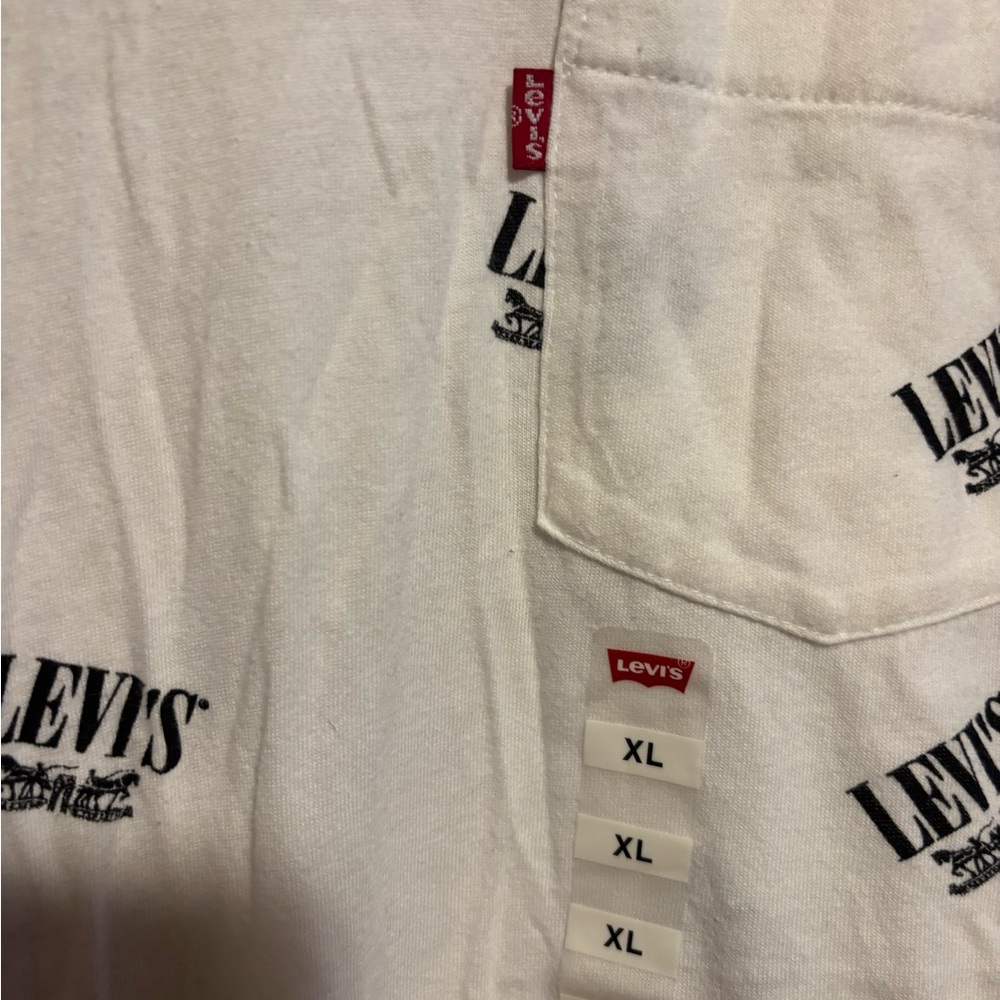 LEVI’S White Short Sleeve Graphic T-Shirt - Picture 4 of 5
